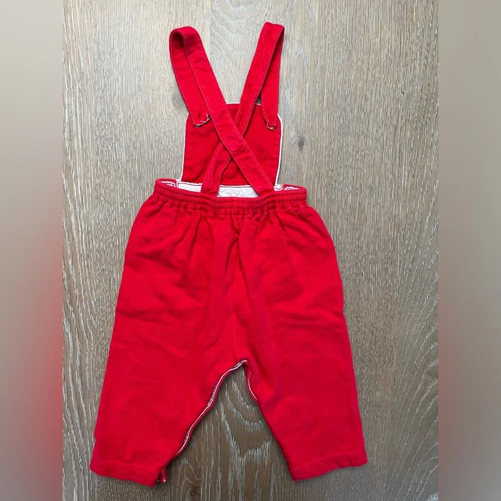 Carter’s Girls red ribbed overalls puppy stitching cotton‎ medium (15-22lbs) VTG
